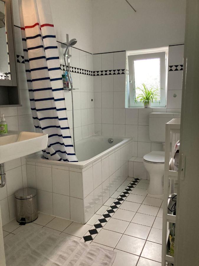 Ganze Wohnung Mit Garten BRE 外观 照片