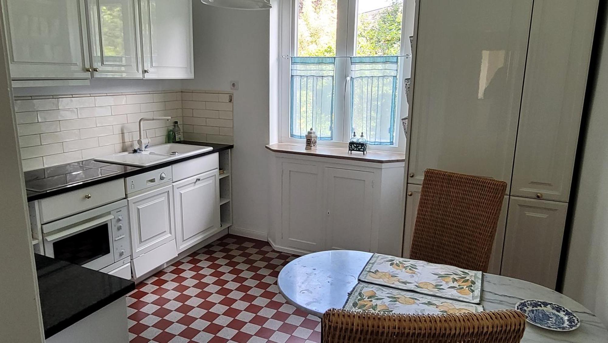 Ganze Wohnung Mit Garten BRE 外观 照片